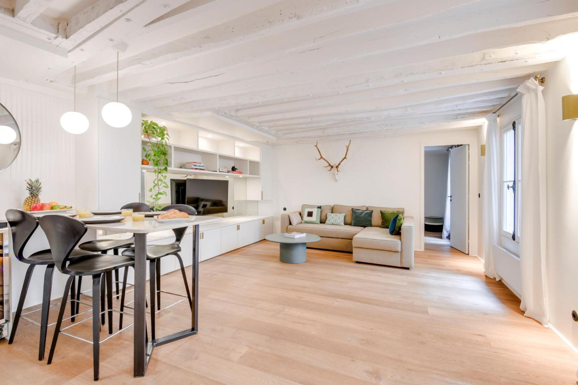 La Seine & Saint Germain - 2Br - Cityapartmentstay * Parigi
